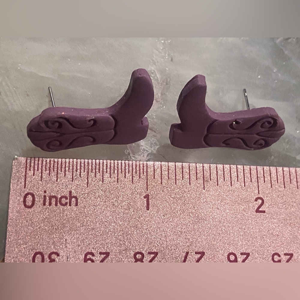 🏝️ Purple Polymer Clay Cowboy Boots Pierced Earrings #9161 - Picture 4 of 4